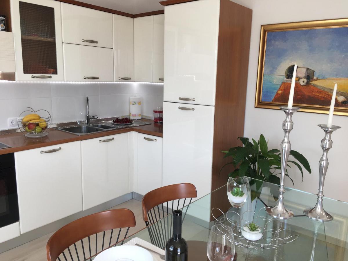 Apartments Roberta Novigrad Istria Esterno foto