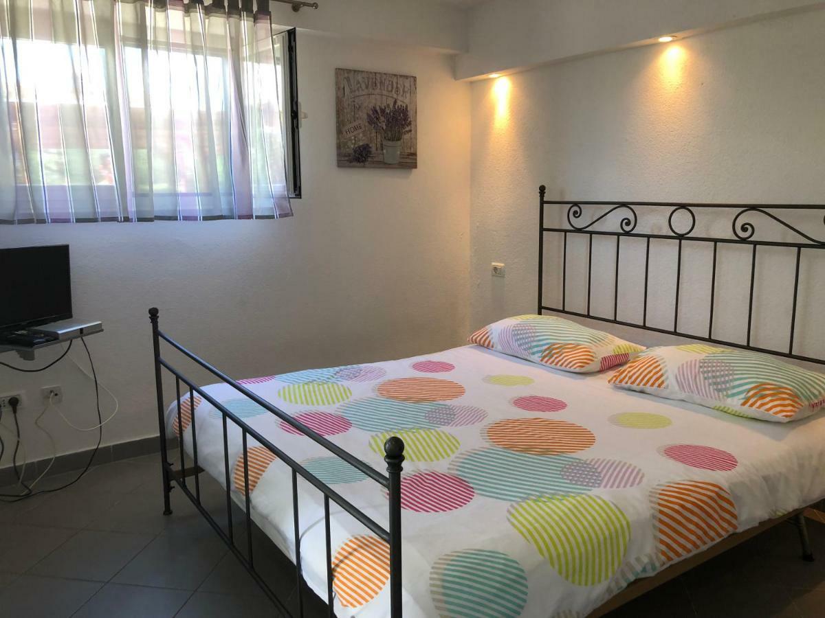 Apartments Roberta Novigrad Istria Esterno foto